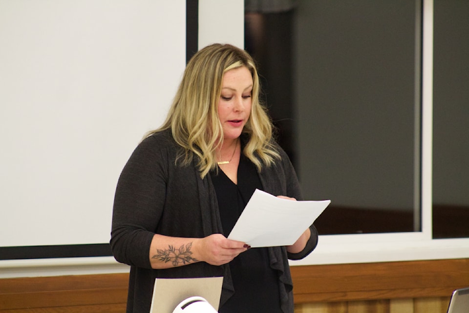 Danielle Colbourne talks before an audience of concerned parents at the Creekside Seniors Centre on Nov. 15 (Misha Mustaqeem - simplymastery)