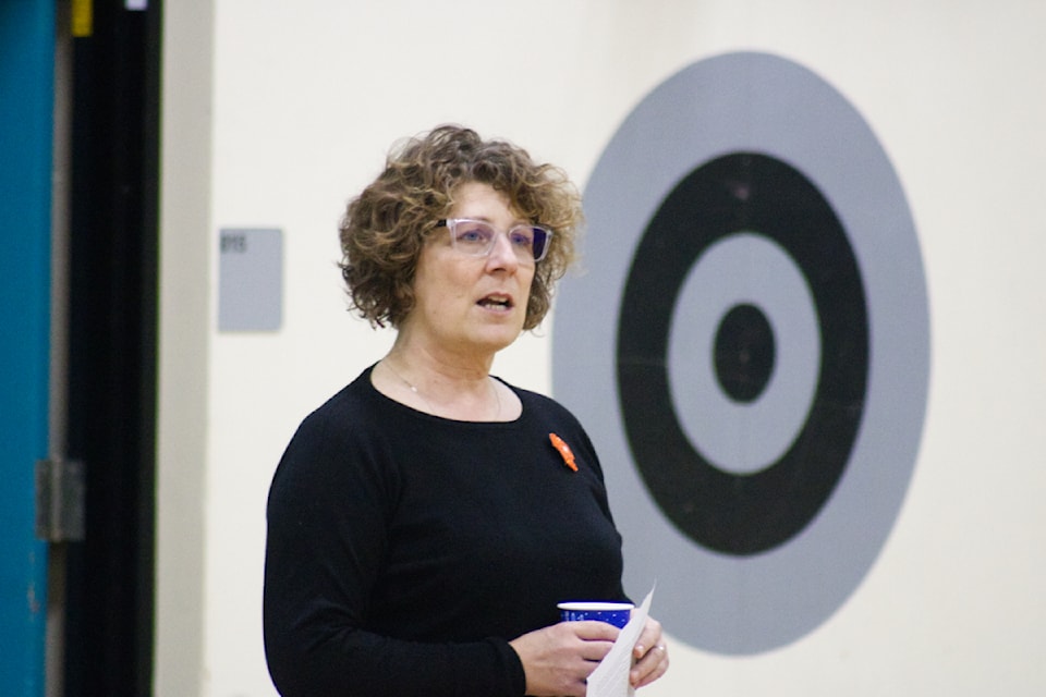 SD27 Superintendent Cheryl Lenardon speaks before parents during the meeting on Nov. 28 at Mile 108 Elementary (Misha Mustaqeem photo - 100 Mile Free Press)