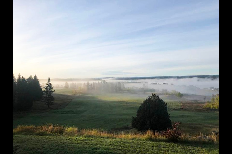 A beautiful autumn morning in Lac La Hache. (Marilyn Buyar photo)
