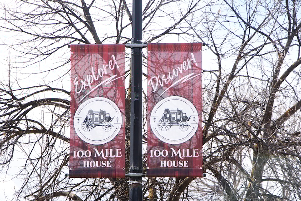 New banners are up on Birch Avenue this week, installed by the District of 100 Mile House. (Patrick Davies photo - simplymastery)