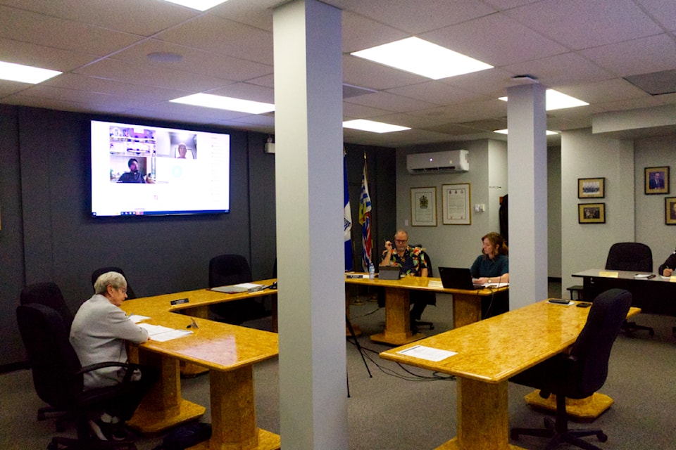 Council Chambers during the District of 100 Mile House Council meeting on Jan. 14. (Misha Mustaqeem photo - simplymastery)