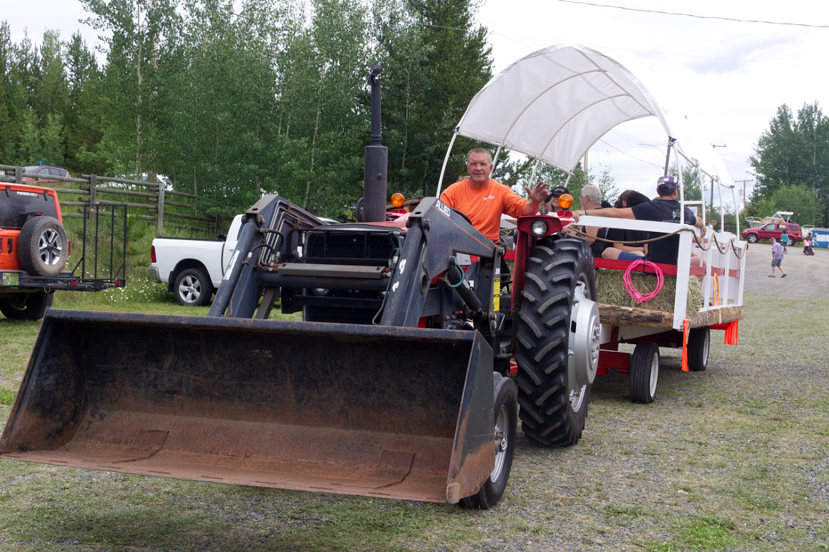 Lone Butte Rocks attracts large crowd to Cariboo town