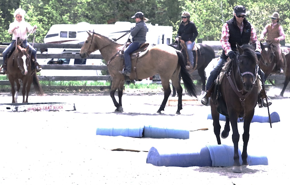 70-mile-arena-obstacle-clinic
