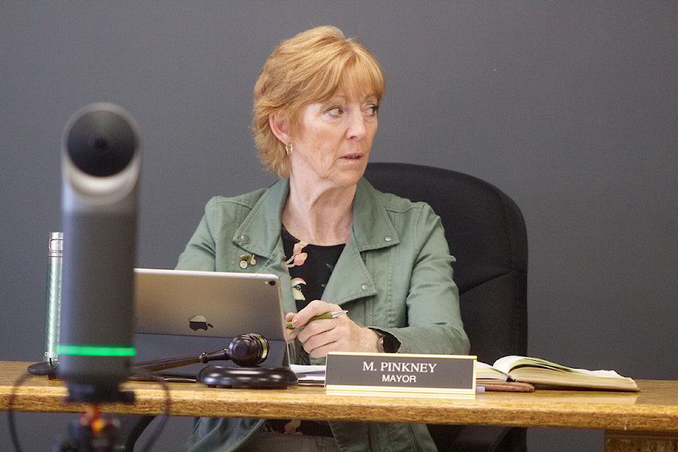District of 100 Mile House Mayor Maureen Pinkney speaks during the  June 10 District Committee of the Whole meeting held at the Council Chambers. (Misha Mustaqeem photo - simplymastery)