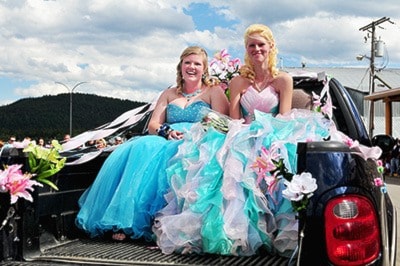 22903100milewebGradProm2015