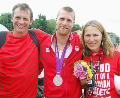 30795100mileWEB_gabemomanddadmedal