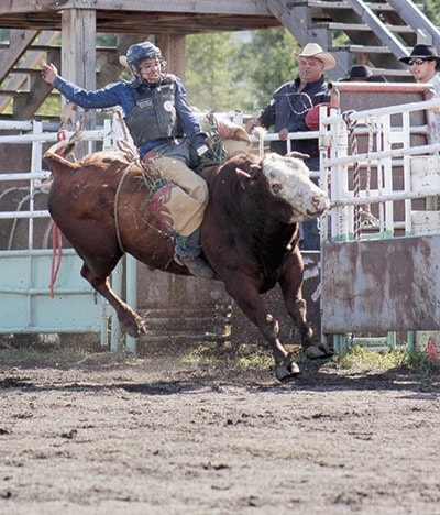 39653100milewebBullRidingSat081