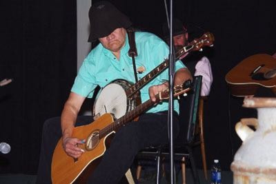 40903100mileWEB_Cowboyconcert11_051