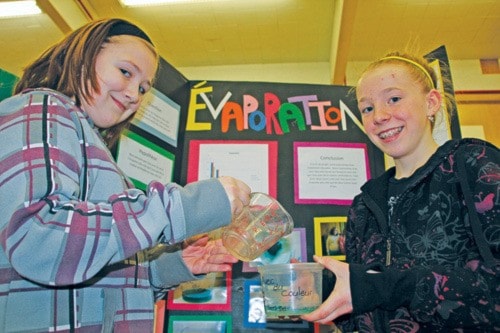 4856100milewebsciencefair05