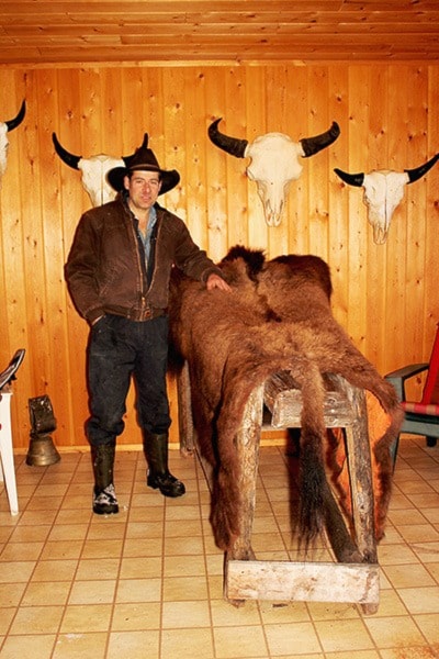 60158100milewebbuffalohidesrevenant2013110800002