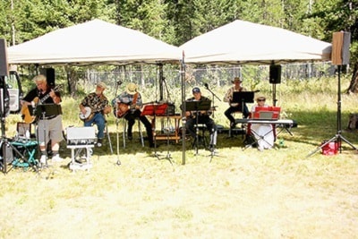 88094100milewebseniorsparkpicnic20130615_0016