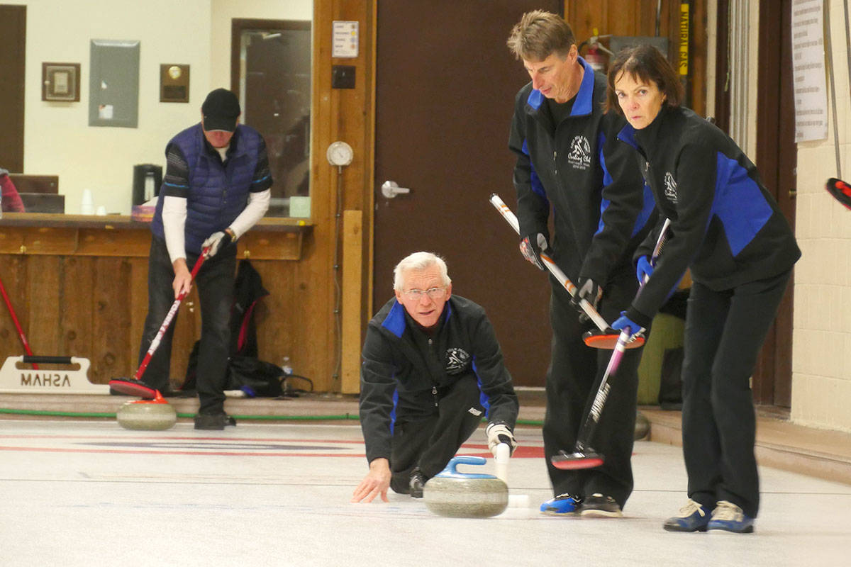 9451684_web1_171123-OMH-curling2_2