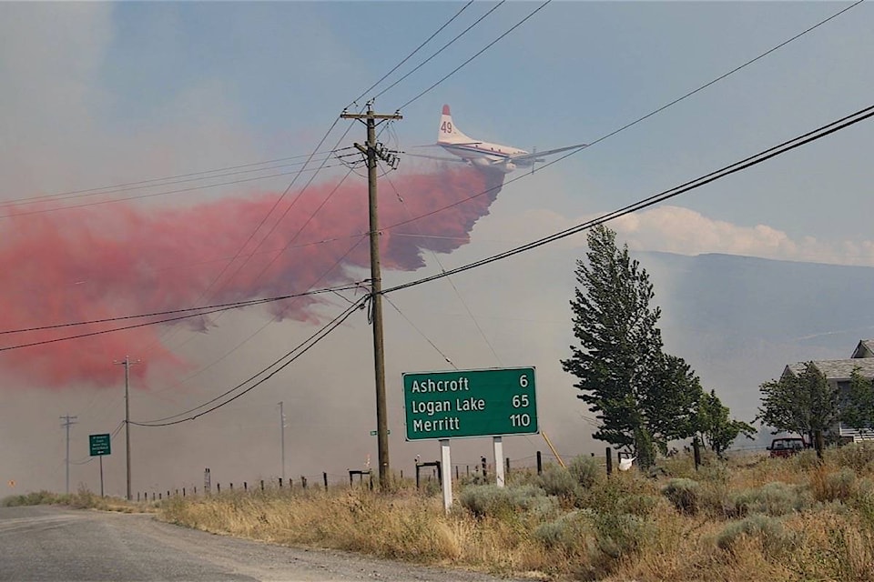 11837005_web1_20180220-BPD-fire-ashcroft-retardant-drop-bcg