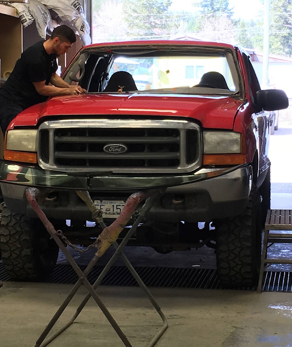 11970821_web1_Carstar2