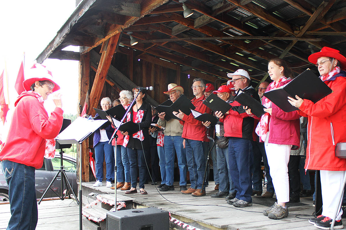 12555374_web1_180705-OMH-canadaday06