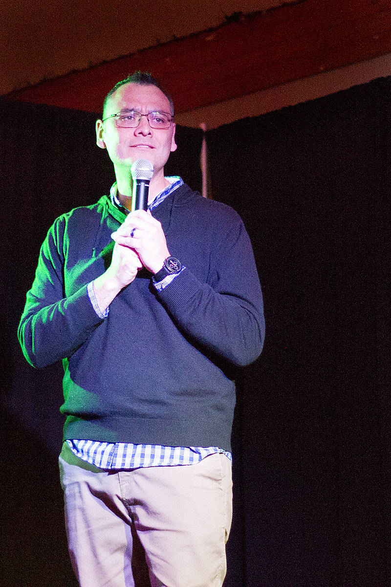 13925393_web1_181018-OMH-comedynight3