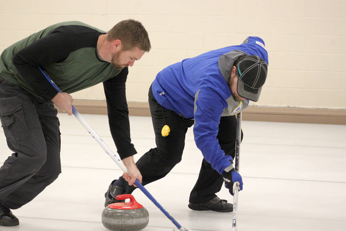 15212718_web1_190124-omh-curling6-web