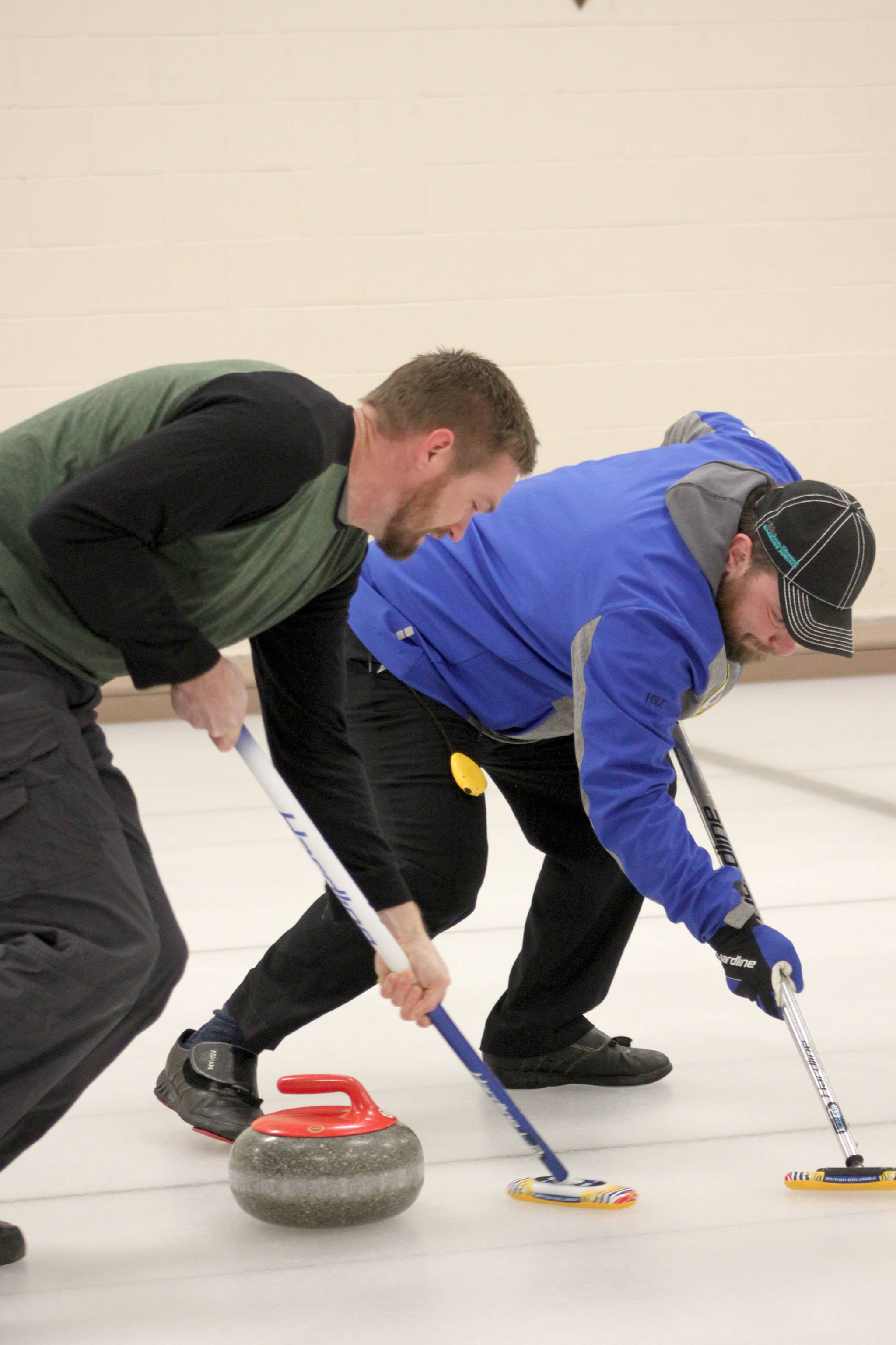 15212718_web1_190124-omh-curling7-web