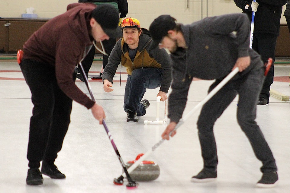 20227096_web1_copy_200123-OMH-curling_1