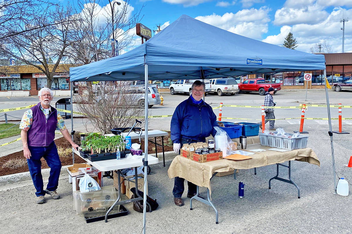 21437686_web1_First-Farmers-Market-100-Mile-House_8