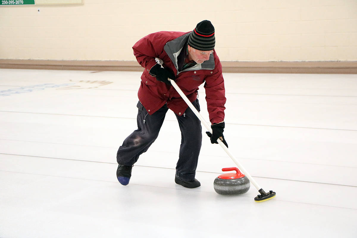 22967492_web1_201010-OMH-Curling-Starts-Up_11