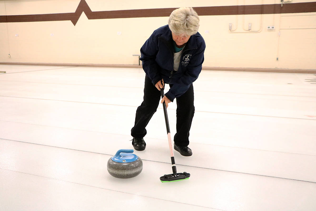 22967492_web1_201010-OMH-Curling-Starts-Up_8