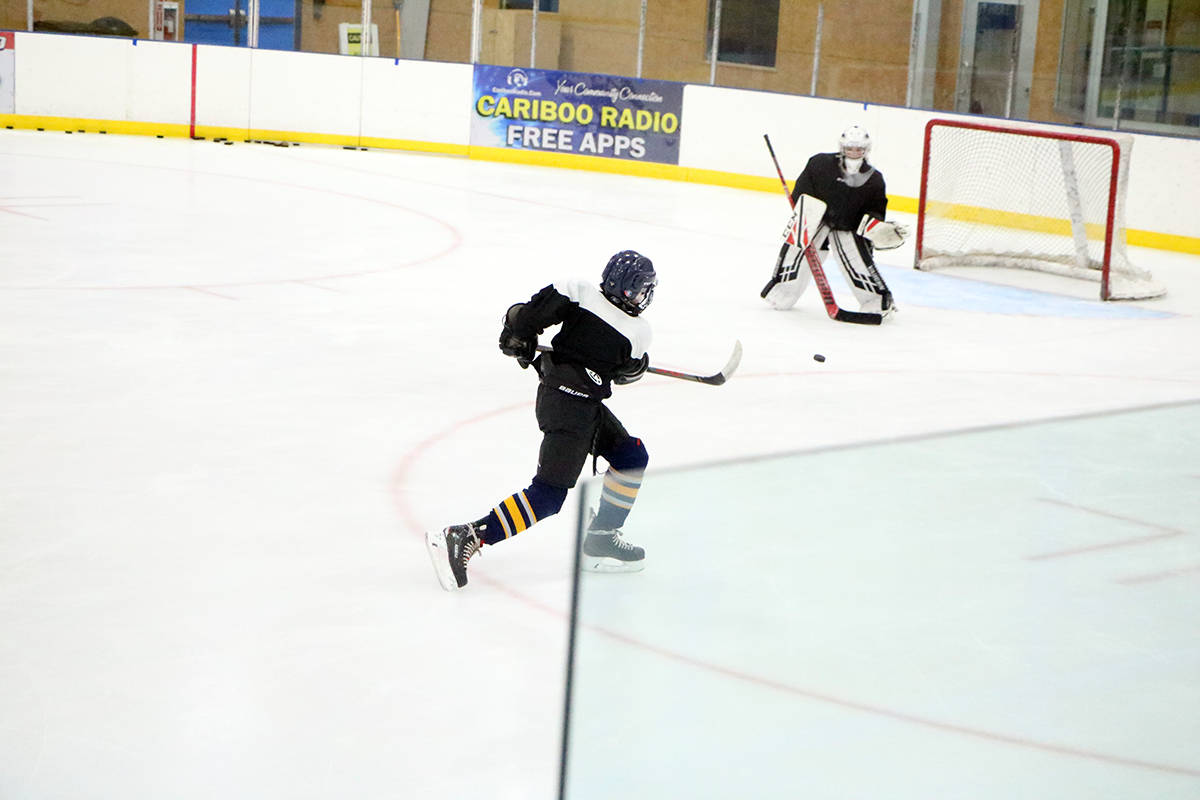 23616549_web1_201217-OMH-Minor-Hockey_4