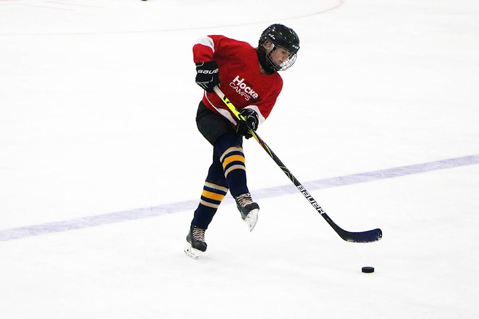 23616549_web1_201217-OMH-Minor-Hockey_9