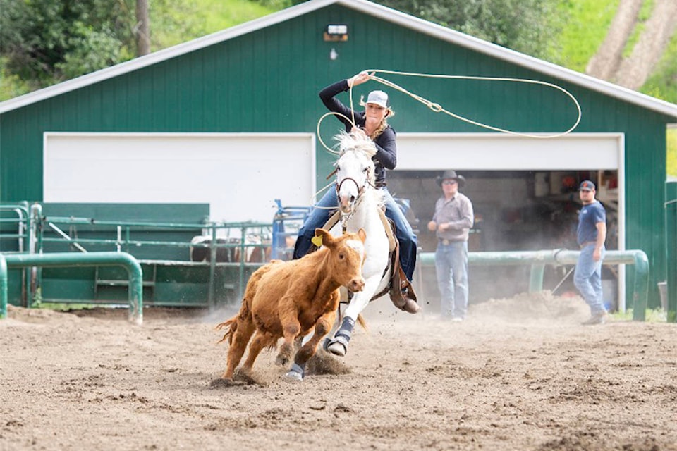 24956927_web1_210429-OMH-High-School-Rodeo_11