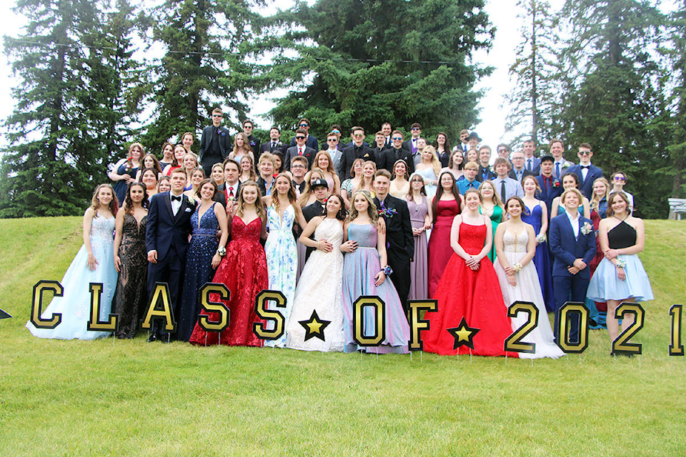 PHOTOS 2021 Grads enjoy reverse grad parade in Centennial Park