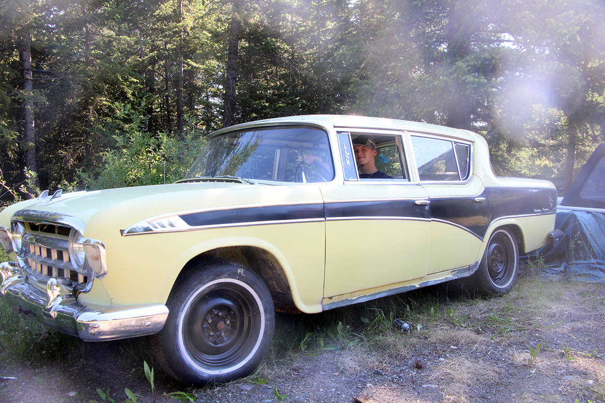 25639114_web1_210701-OMH-Vintage-Car-Restored-B-Front-_5