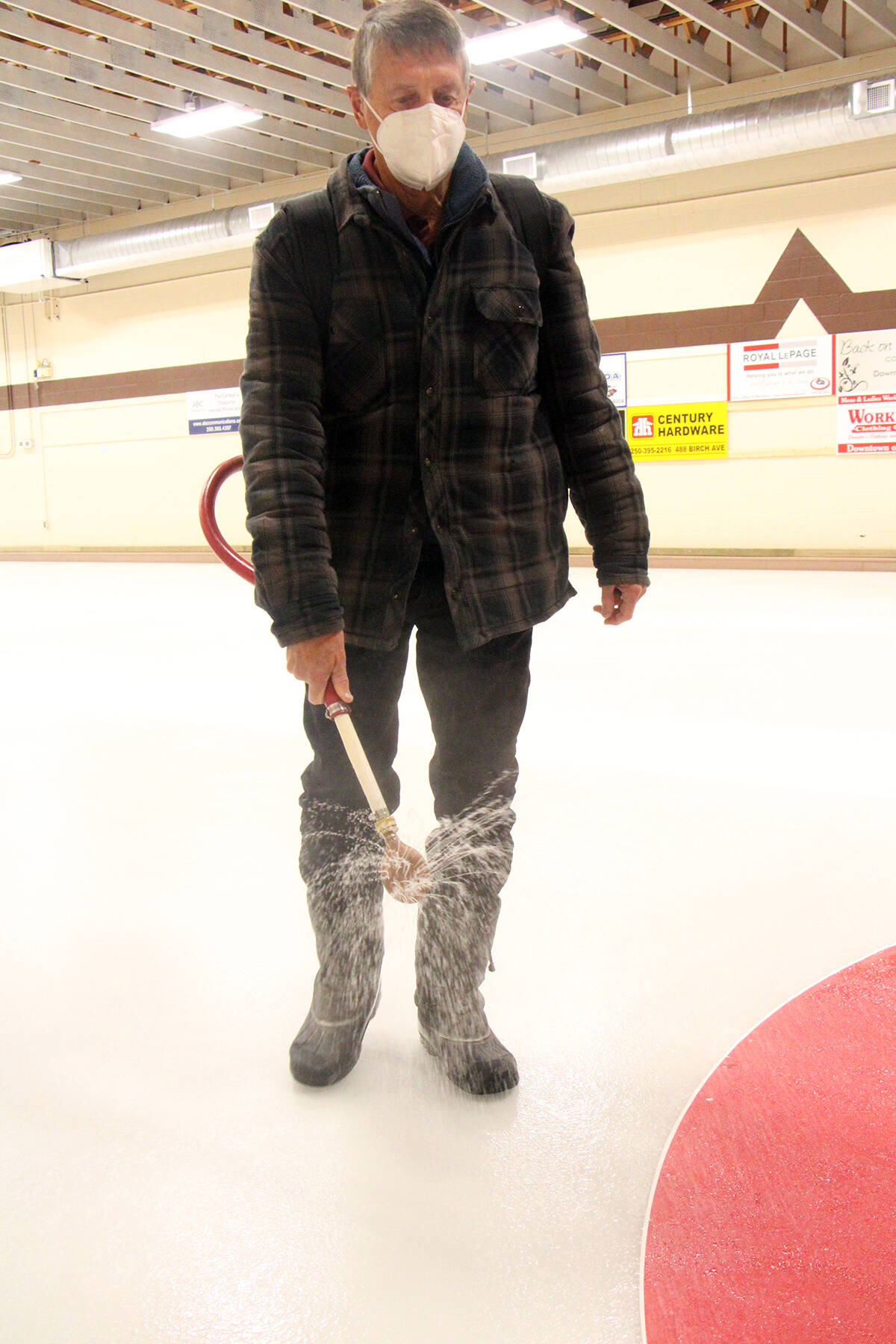26604670_web1_211007-OMH-Curling-_4