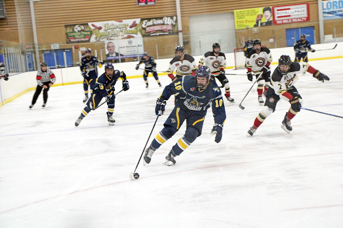 27572222_web1_211014-OMH-Wranglers-Princeton-Win_6