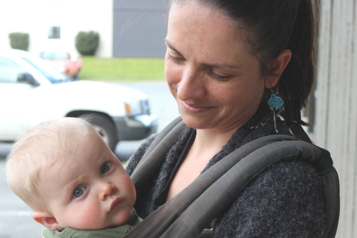 VIDEO: B.C. family seeking stem cell match for baby with rare blood disorder