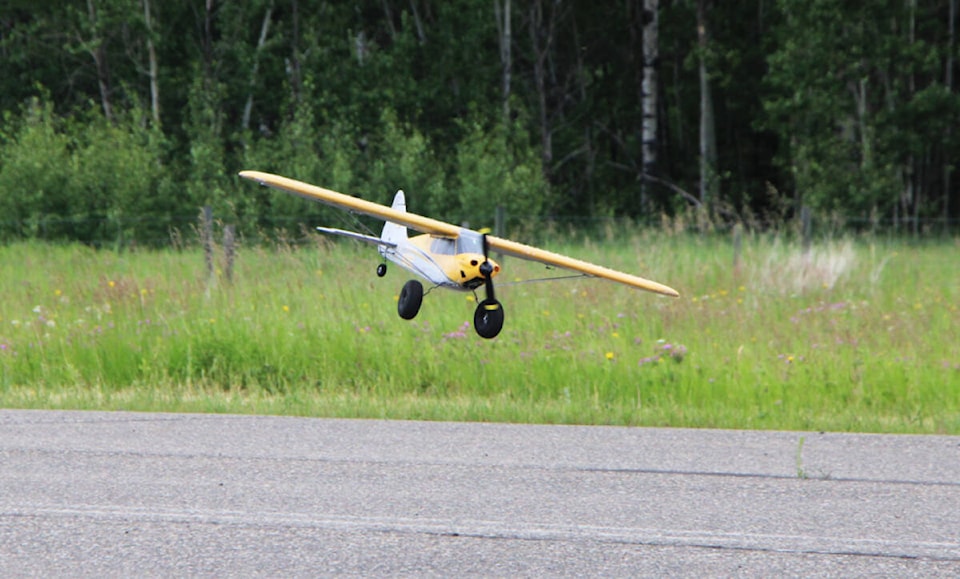 29792701_web1_220721-OMH-Model-Flyers_3