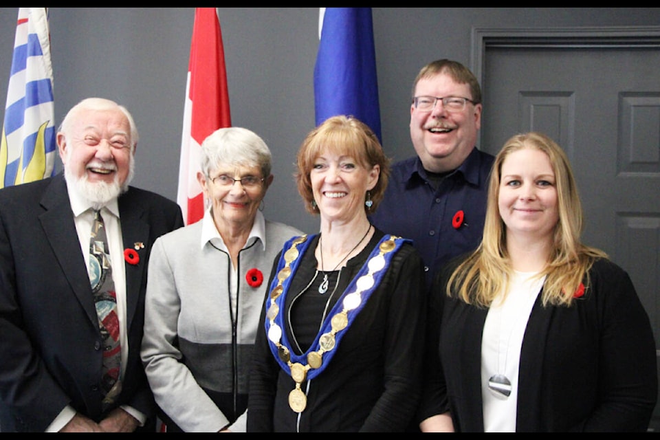 The new District of 100 Mile House council consists of councillors Ralph Fossum (left) and Donna Barnett, Mayor Maureen Pinkney and councillors Dave Mingo and Jenni Guimond. (Patrick Davies photo - 100 Mile Free Press)