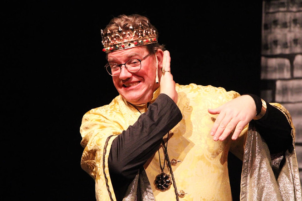Neil VanderHorst stars as the Emperor in the 100 Mile Performing Arts Society’s new pantomime, the Emperor’s New Clothes. The play premiered at Martin Exeter Hall on Thursday, Dec. 1 at 7 p.m.