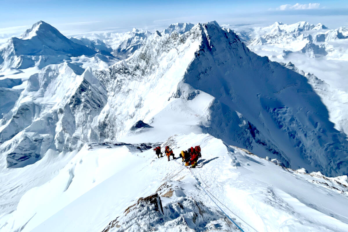 33111236_web1_230629-SNM-Everest-Summit-PHOTOS_2