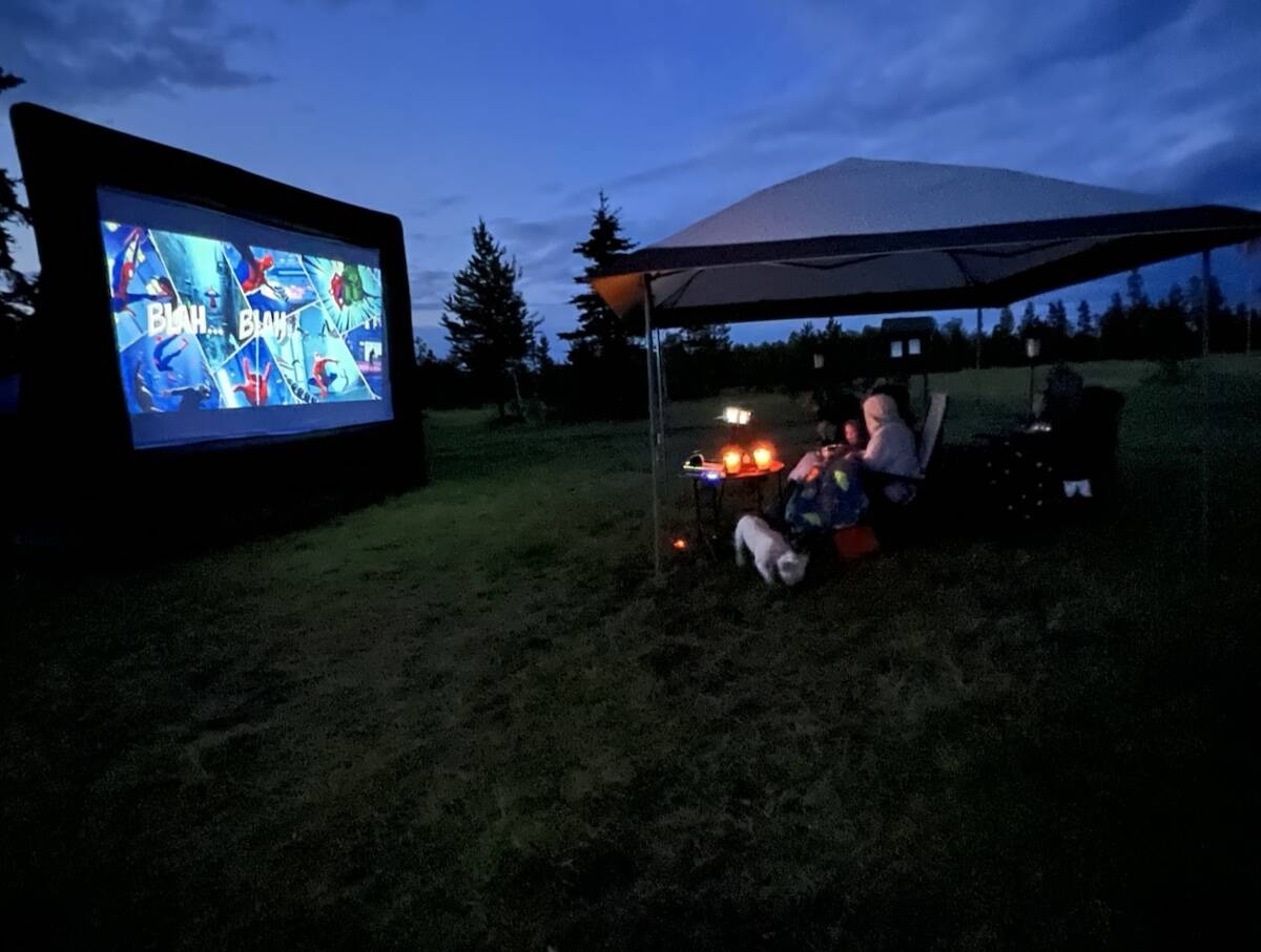 33223916_web1_230713-OMH-Family-Movienight-_3