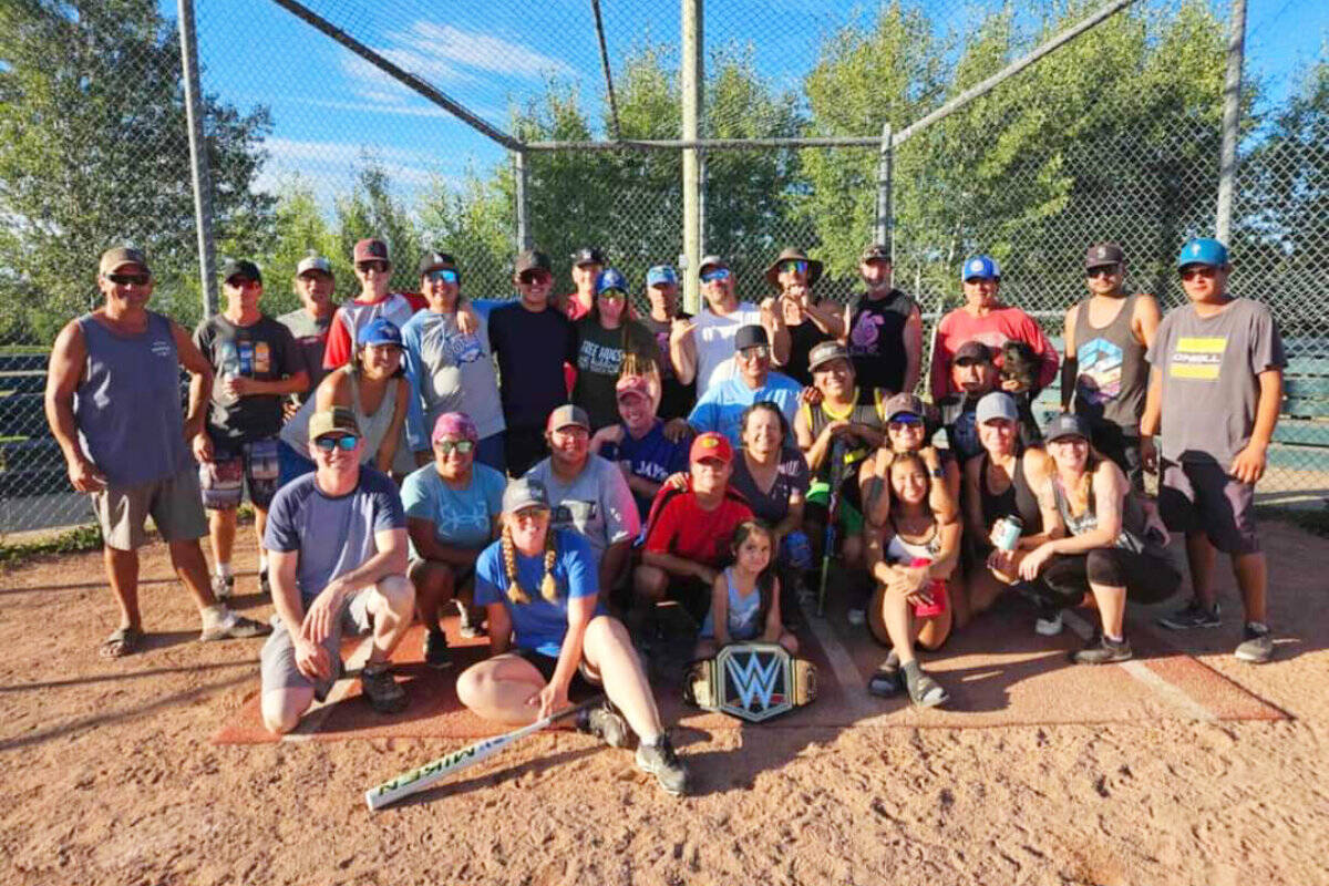 33614964_web1_230817-OMH-Slo-Pitch-Tournament-_2