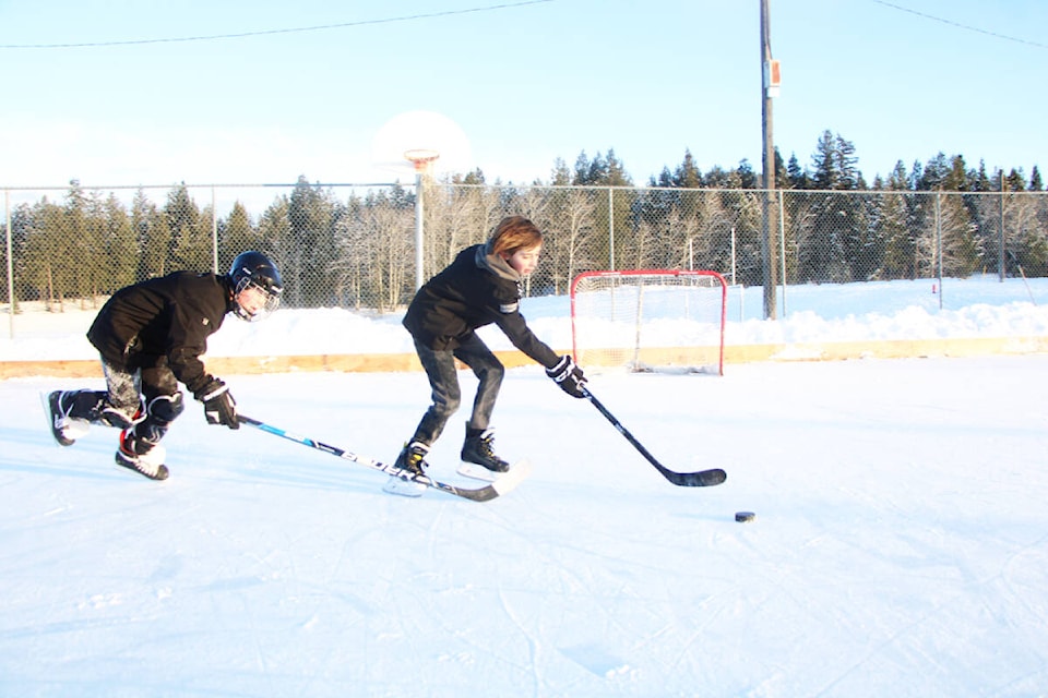 33885628_web1_220104-OMH-Hockey-Standalone_1