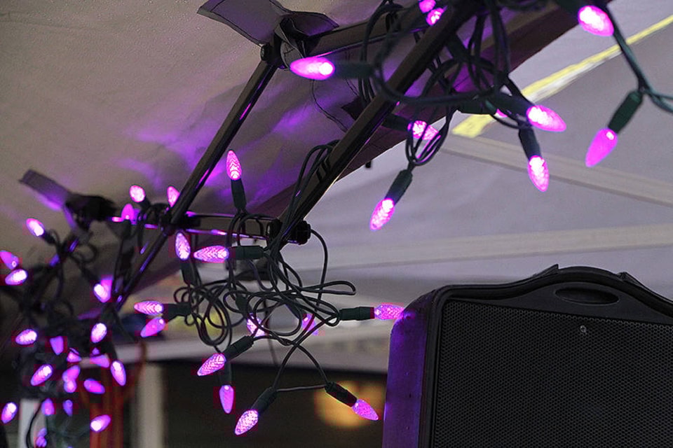 13721917_web1_180928-abb-purple-light-nights_1