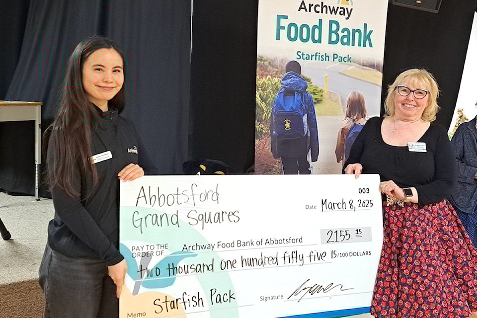 The Abbotsford Grand Squares recently presented a $2,155 cheque to the Starfish Pack Program. 
