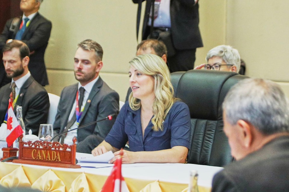 melanie-joly