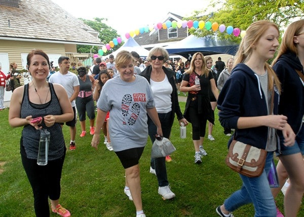 17586abbotsfordGutsywalk-MORROW