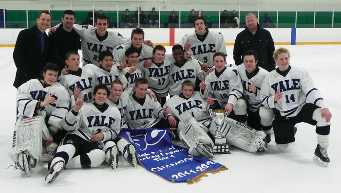 Yale sale hockey hat