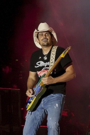 3964missionBradPaisley-web