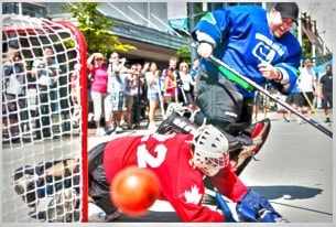 44499BCLN2007FiveHoleForFood-GranvilleStreetinVancouver