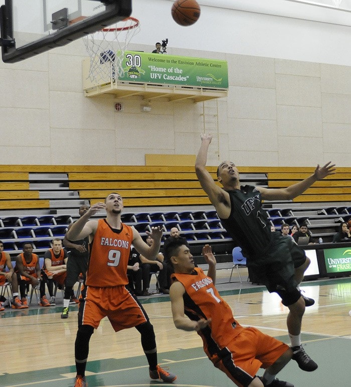 58808abbotsfordUFV-Langaramensbball-1-MORROW