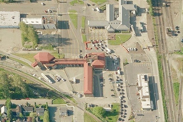 Abbotsford-Huntington border crossing. Undated Bing.com image